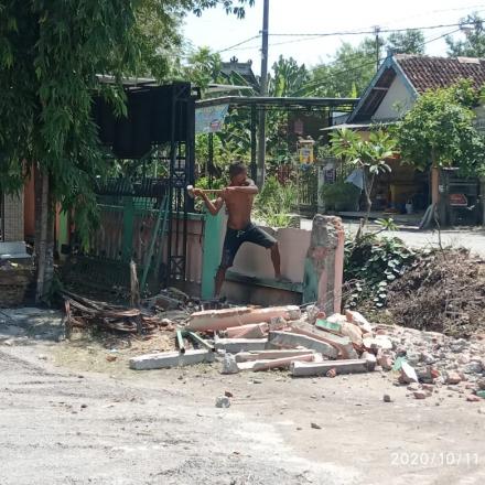 Renovasi Jembatan Depan Balai Desa Pungpungan Dimulai Hari Ini